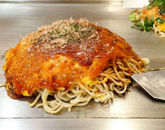 広島　お好み焼き